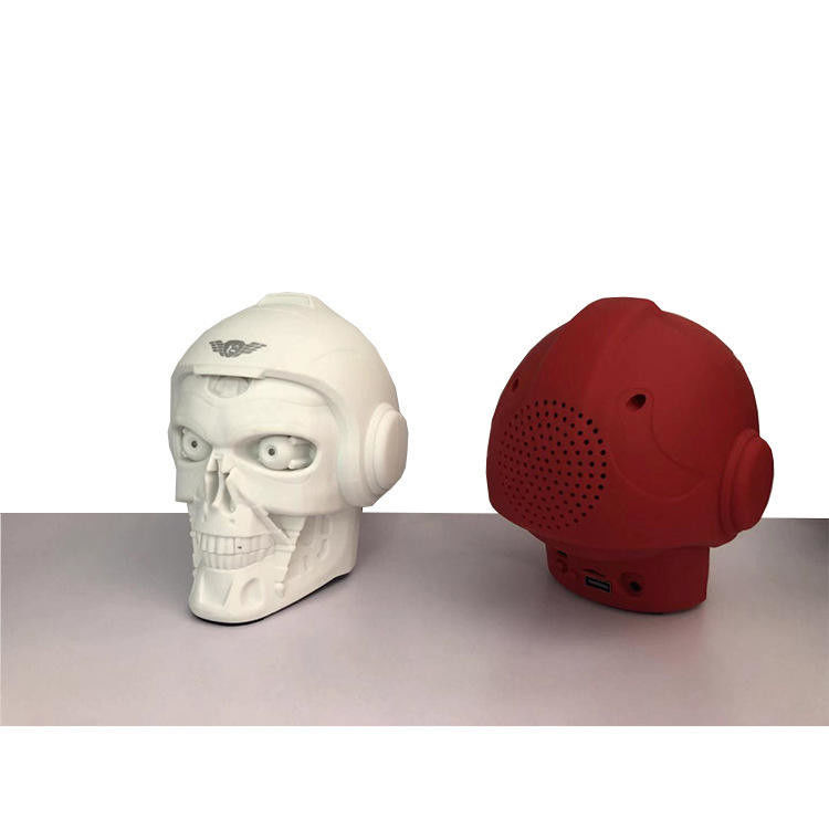 Portable Bluetooth Speaker With ABS Plastic And Battery Power